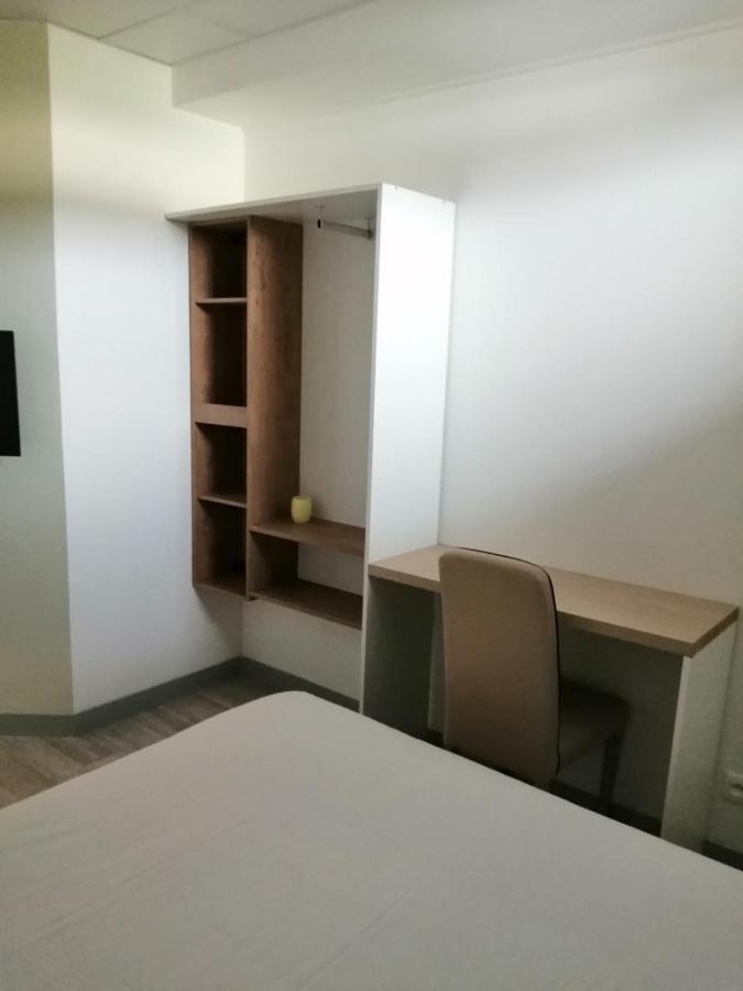 Appartel 76 Chambres Rouxmesnil-Bouteilles Zewnętrze zdjęcie